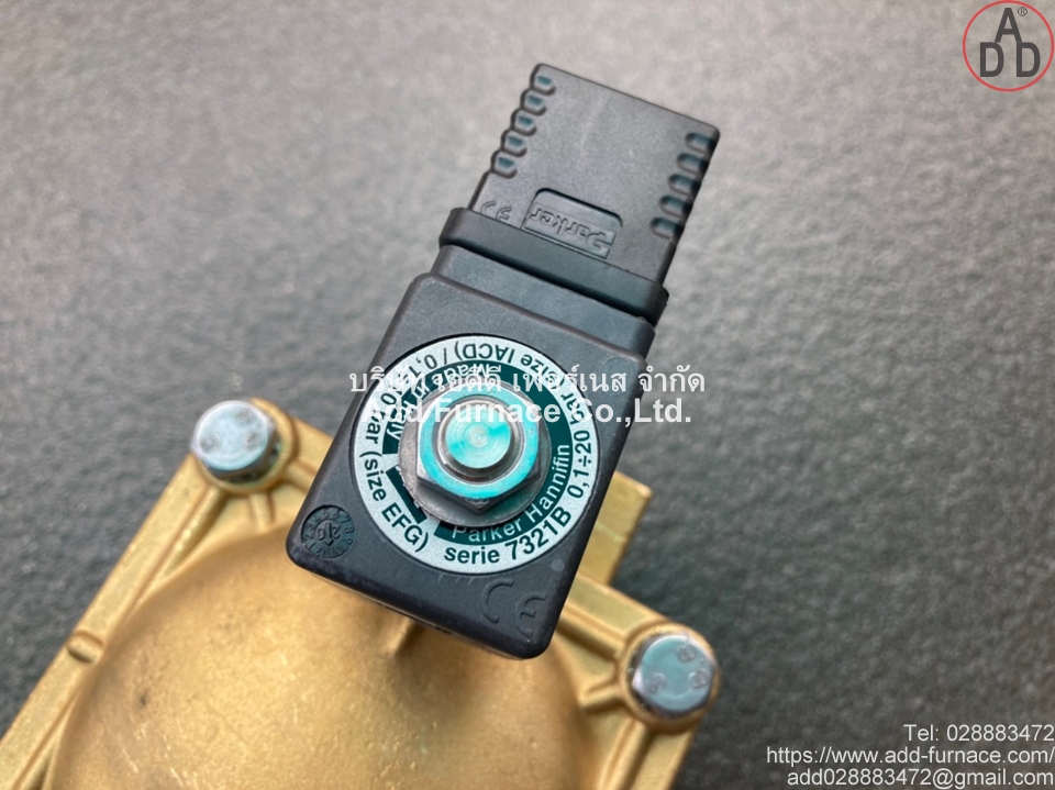 parker solenoid valve 1.1/4inch (4) 